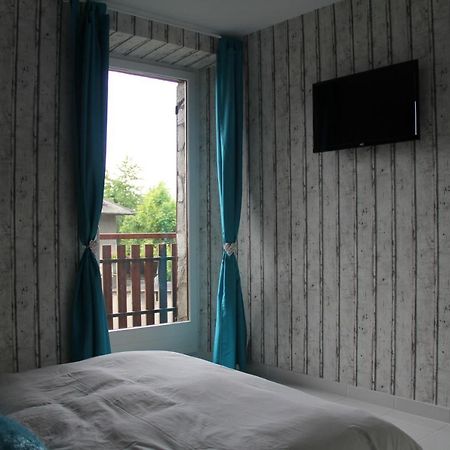 Bed and Breakfast Juste Pour Le Plaisir Saint-Pierre-dʼAlbigny Exterior foto